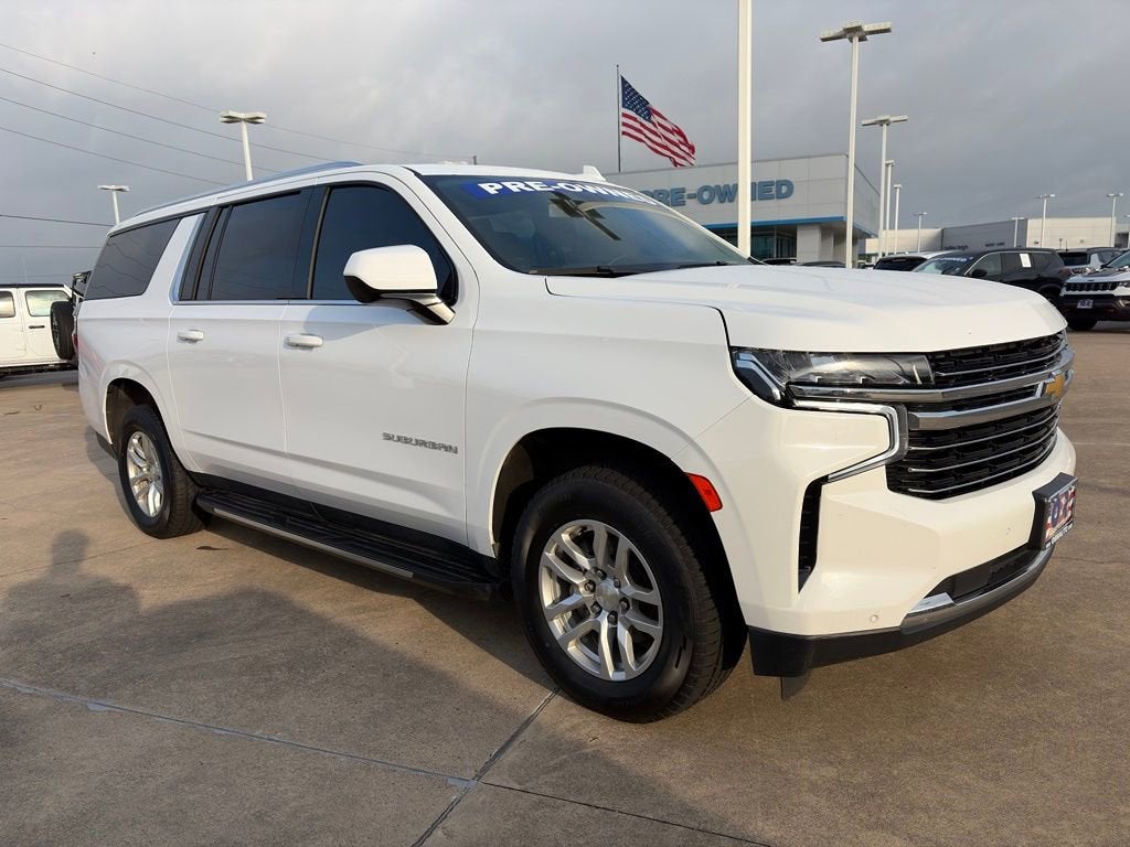 2023 Chevrolet Suburban LT