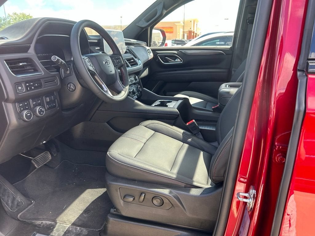 2024 Chevrolet Suburban RST