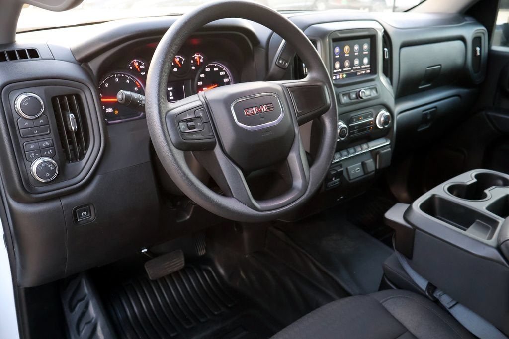 2025 GMC Sierra 2500 HD Pro