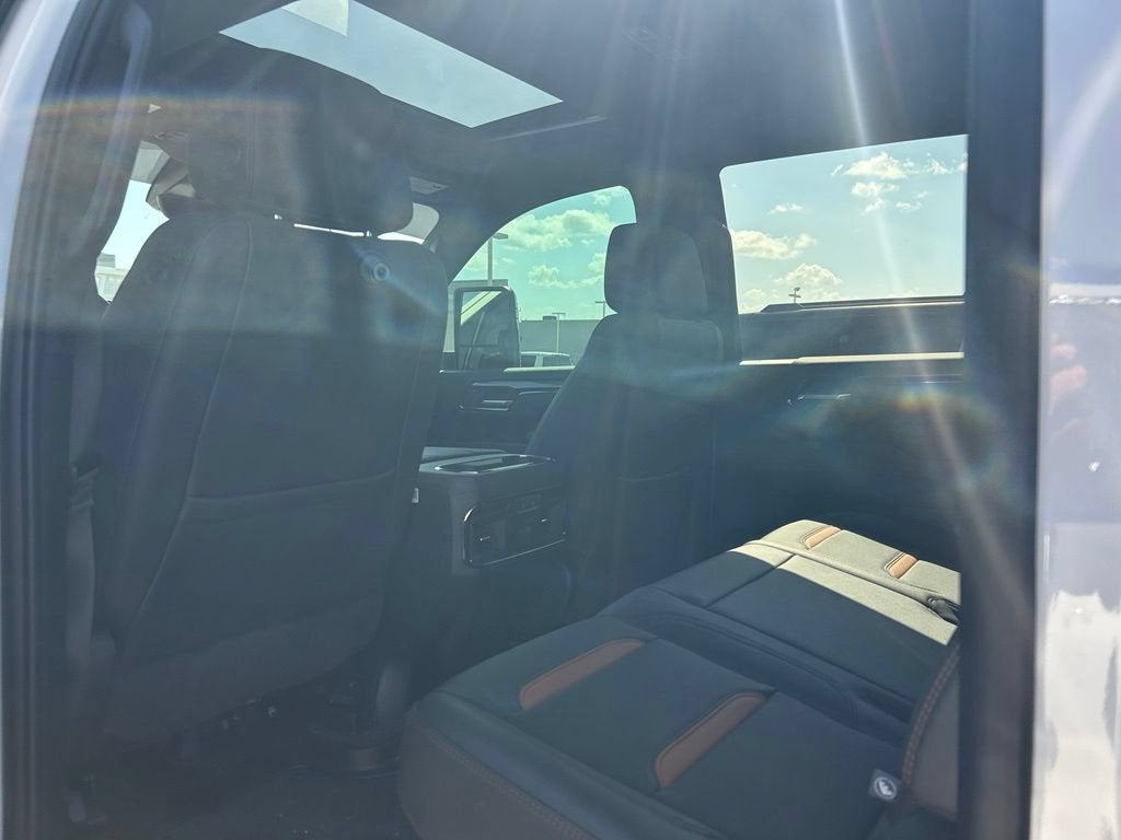 2025 GMC Sierra 2500 HD AT4
