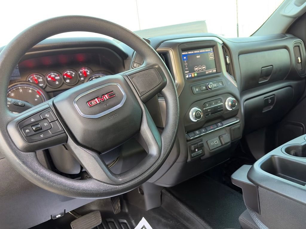 2025 GMC Sierra 3500 HD Pro