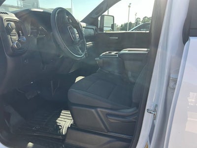 2024 GMC Sierra 2500 HD Pro