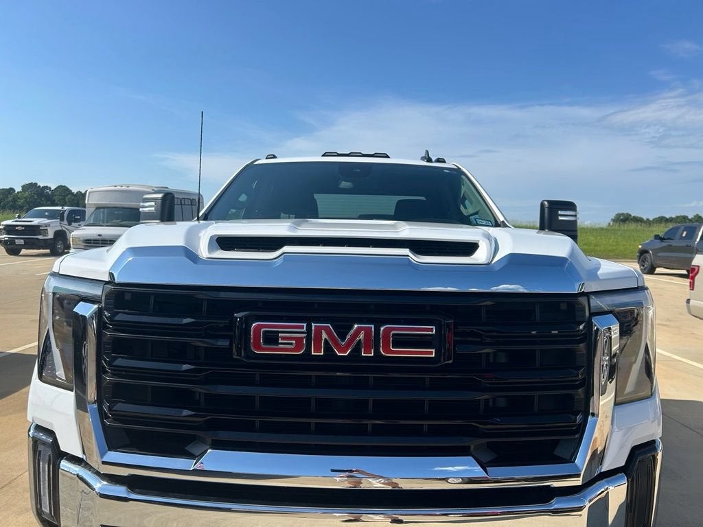 2024 GMC Sierra 2500 HD Pro