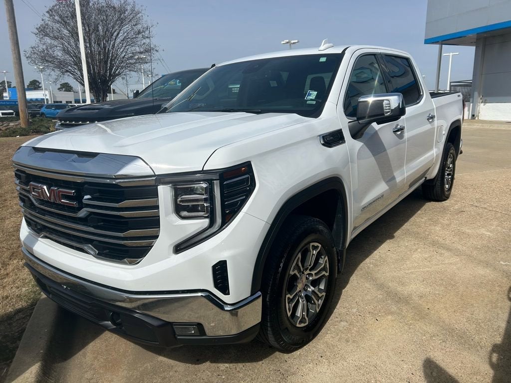 2025 GMC Sierra 1500 SLT