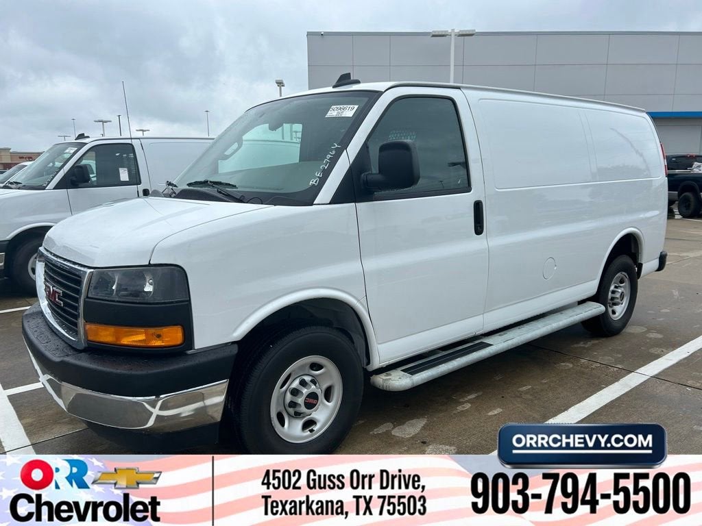 2024 GMC Savana 2500's photo