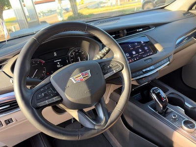 2023 Cadillac XT4 Luxury