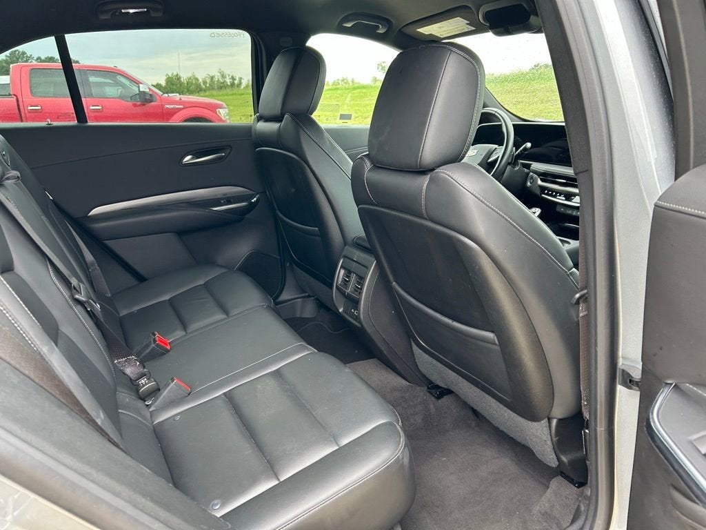 2024 Cadillac XT4 Premium Luxury