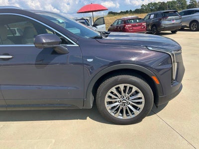 2025 Cadillac XT4 Premium Luxury