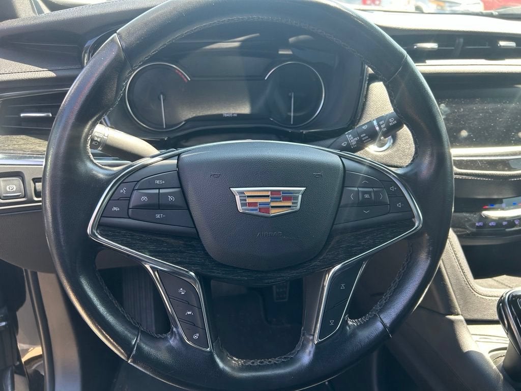 2022 Cadillac XT5 Premium Luxury