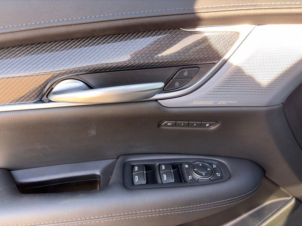 2024 Cadillac XT5 Sport