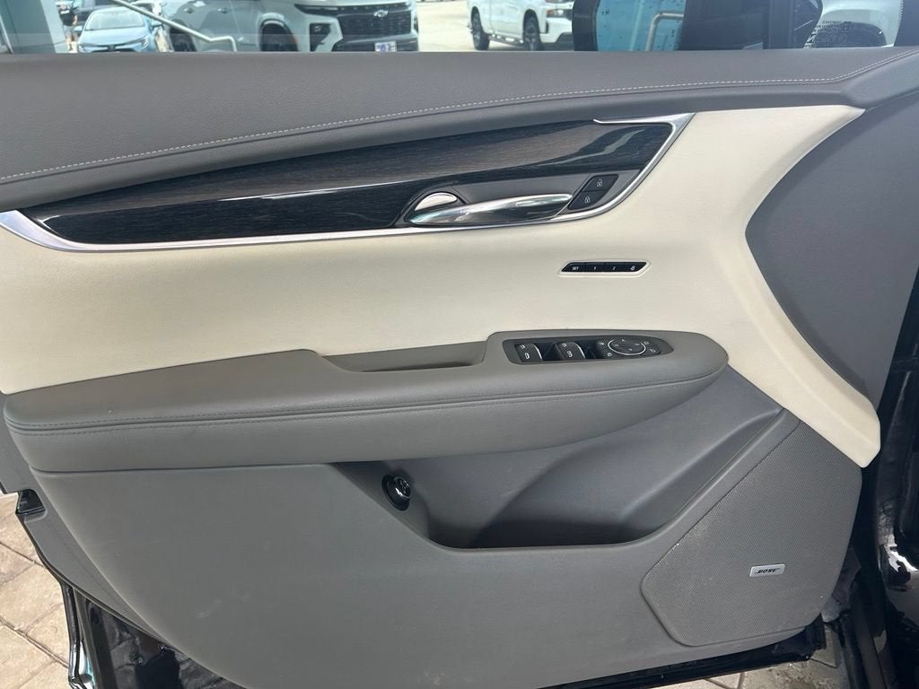 2022 Cadillac XT6 Premium Luxury