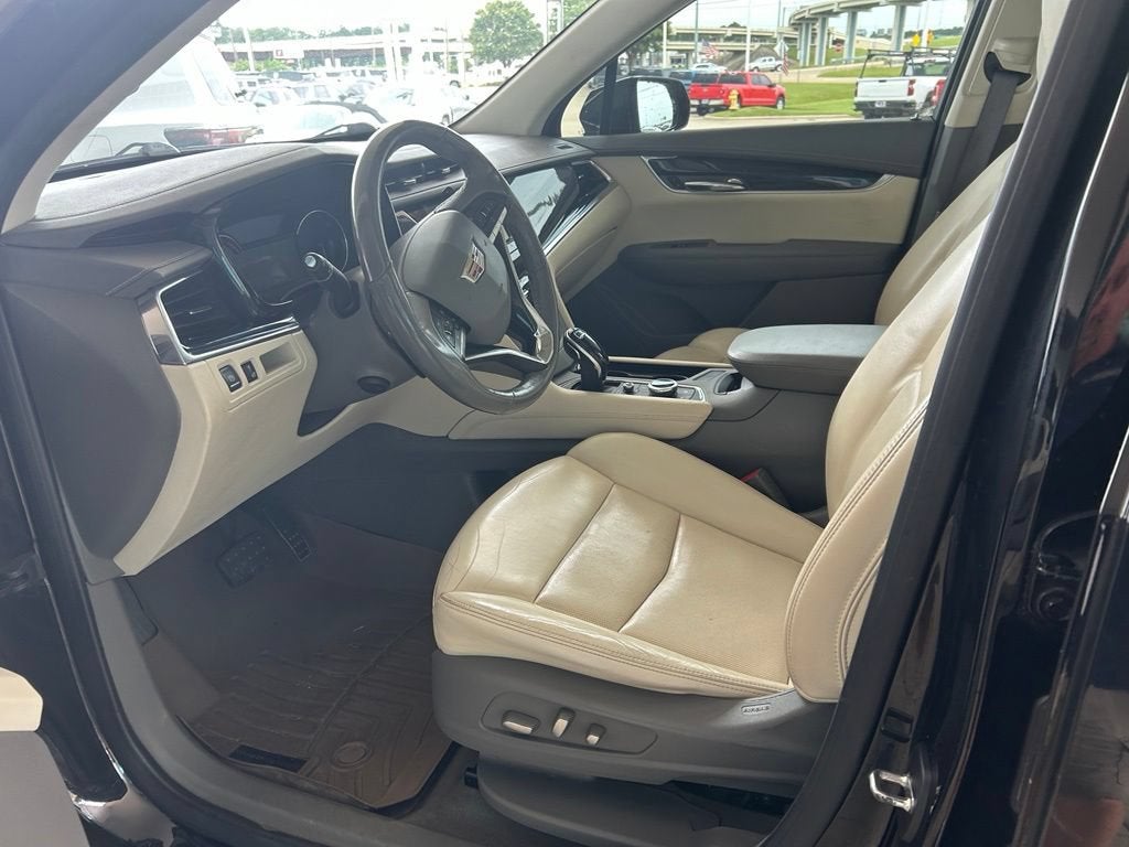 2022 Cadillac XT6 Premium Luxury