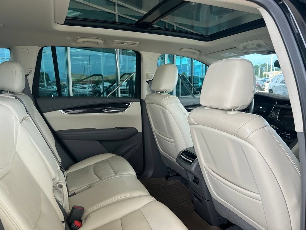 2022 Cadillac XT6 Premium Luxury