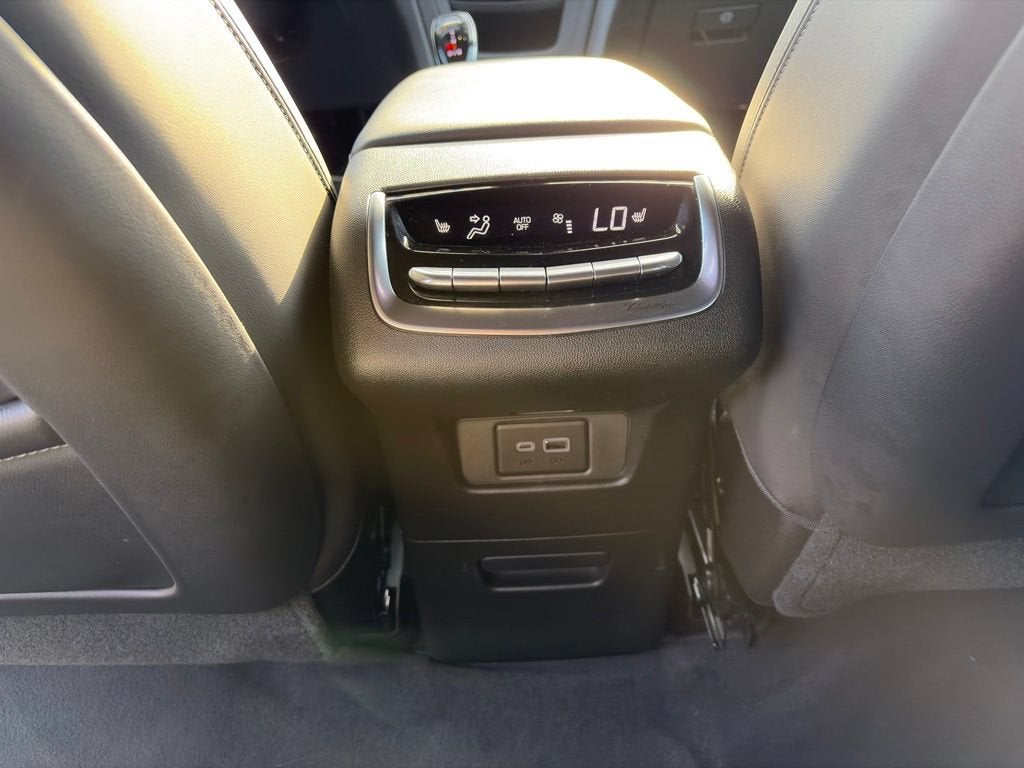 2024 Cadillac XT6 Sport
