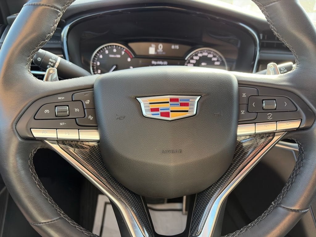 2024 Cadillac XT6 Sport