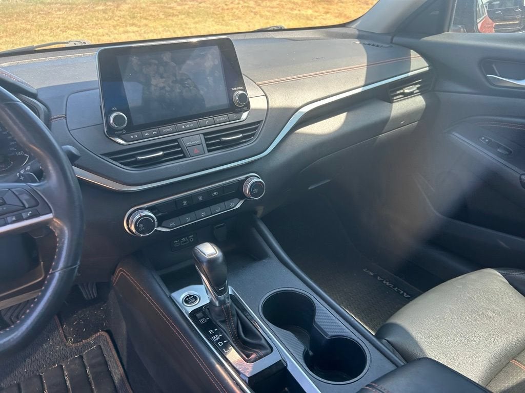 2022 Nissan Altima SR FWD
