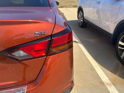 2022 Nissan Altima SR FWD