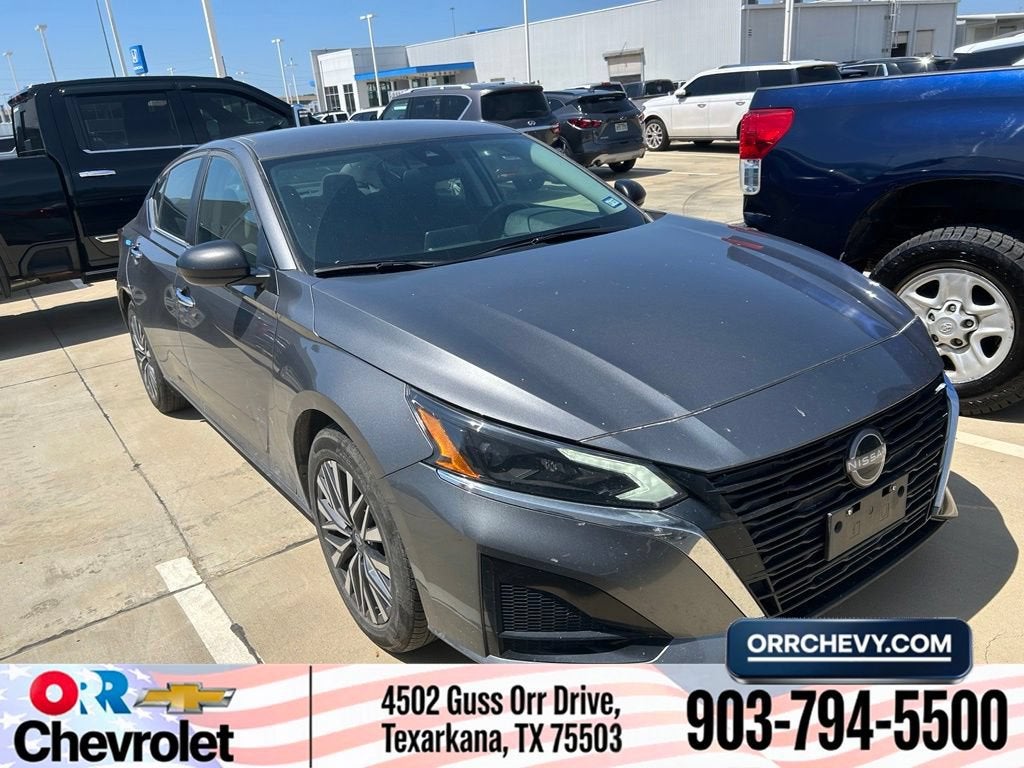 2025 Nissan Altima SV FWD