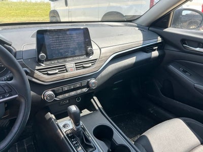 2025 Nissan Altima SV FWD