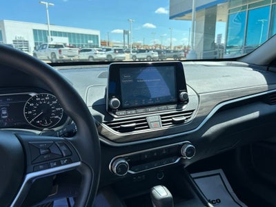 2025 Nissan Altima SV FWD