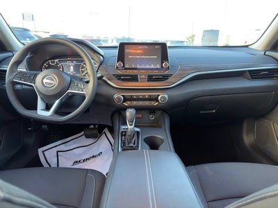 2025 Nissan Altima SV FWD