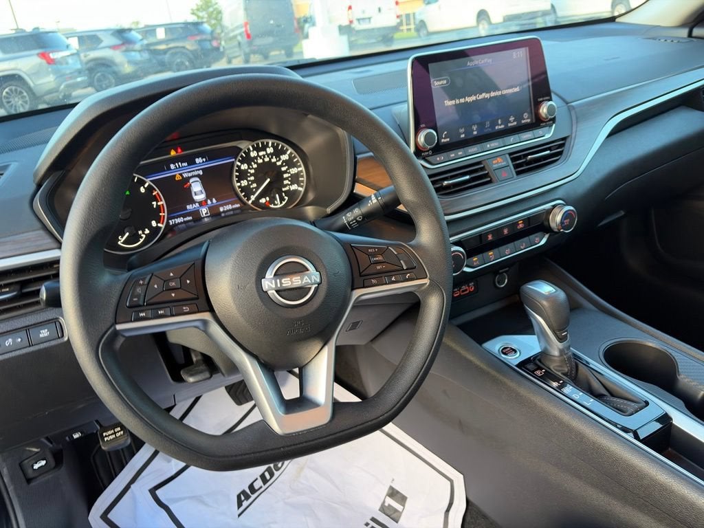 2025 Nissan Altima SV FWD
