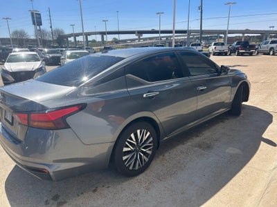 2023 Nissan Altima SV FWD