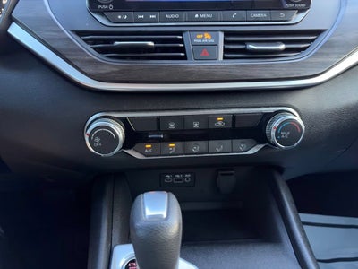 2025 Nissan Altima SV FWD