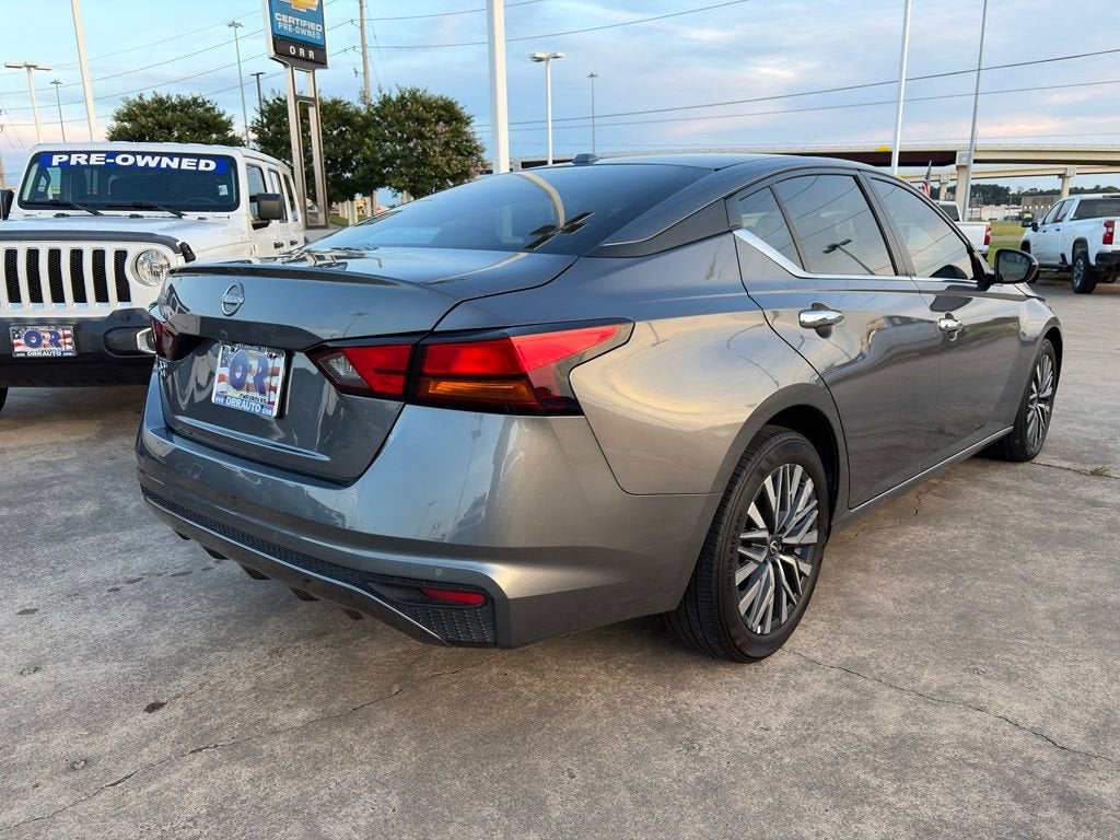 2025 Nissan Altima SV FWD