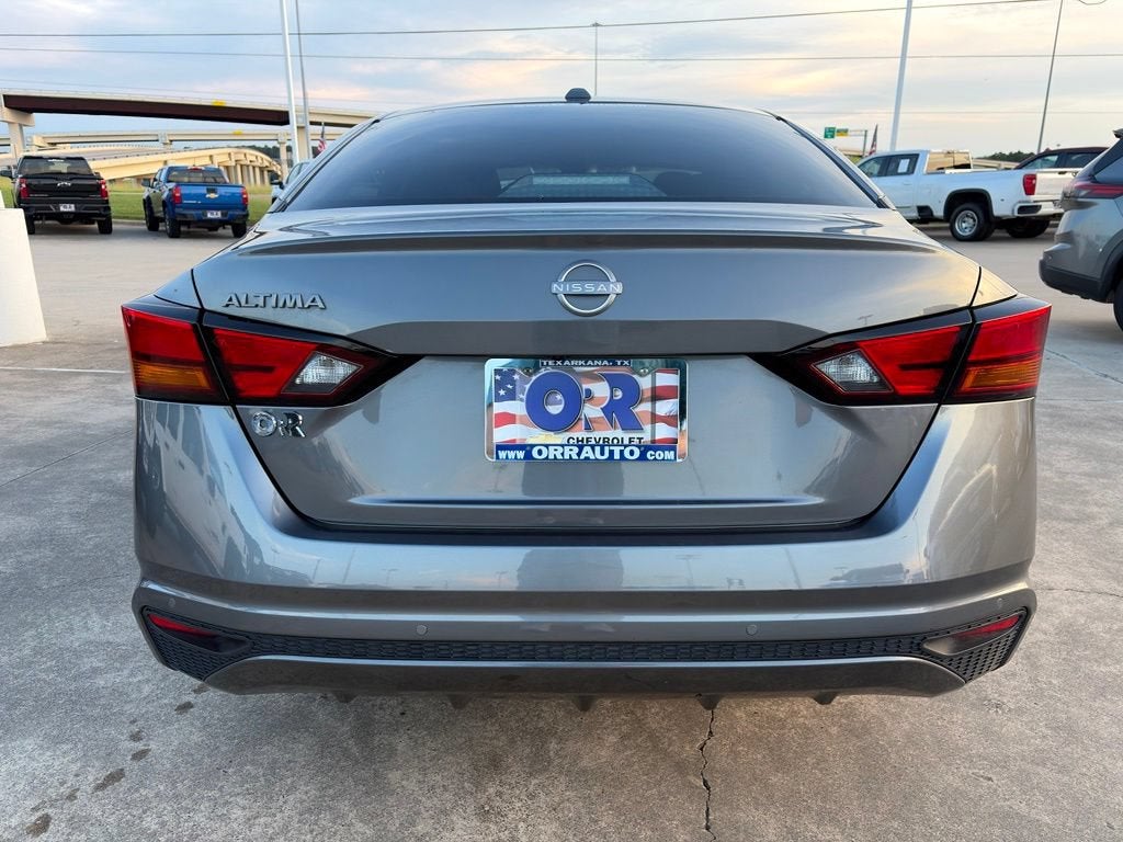2025 Nissan Altima SV FWD