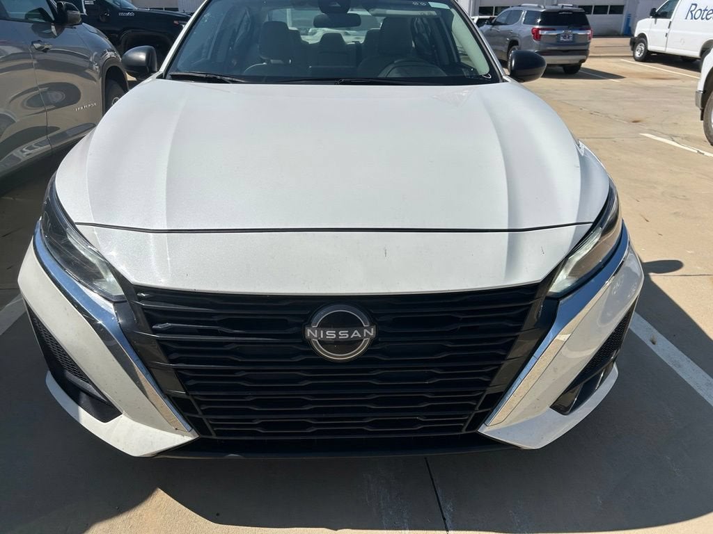 2025 Nissan Altima SV FWD