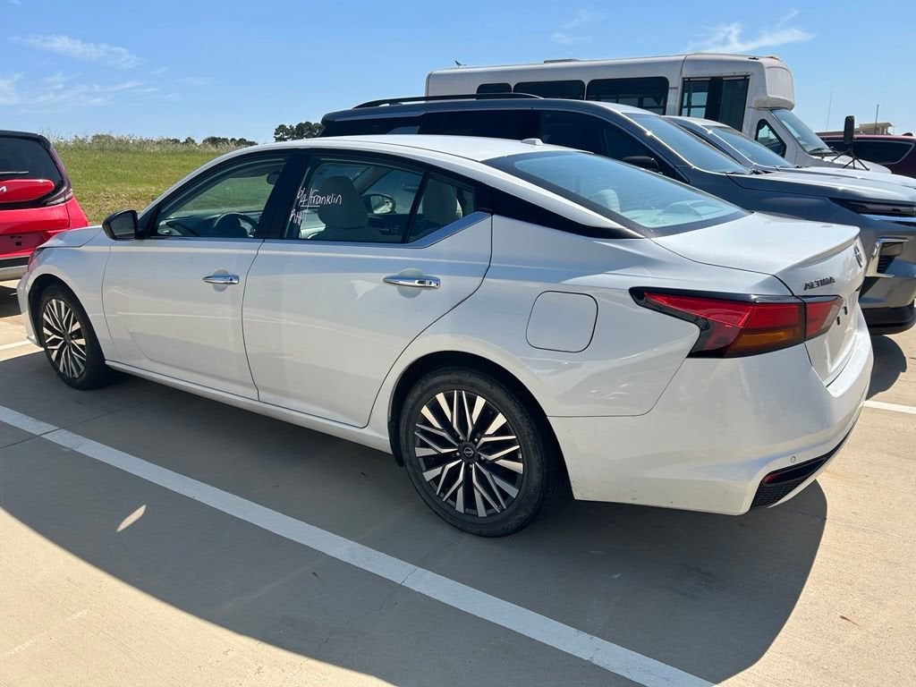 2025 Nissan Altima SV FWD