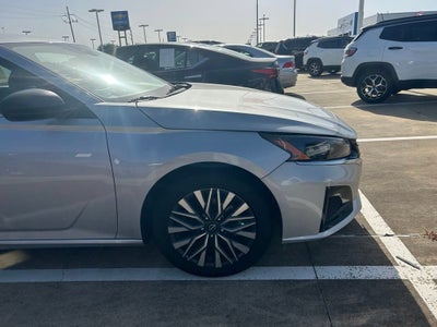 2025 Nissan Altima SV FWD