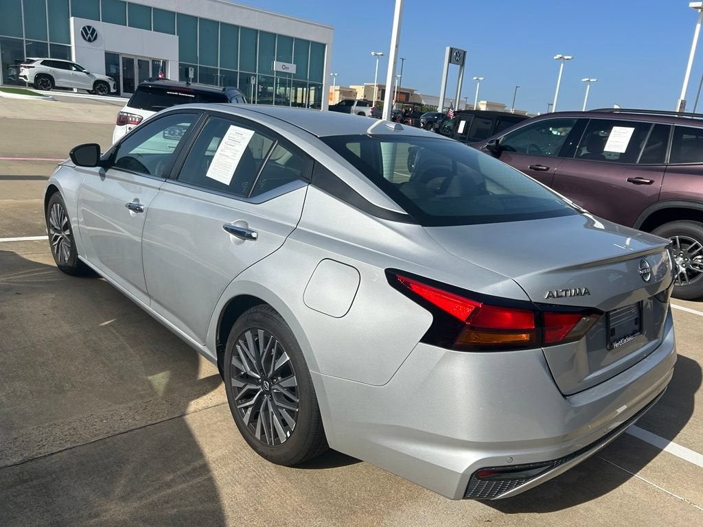2025 Nissan Altima SV FWD