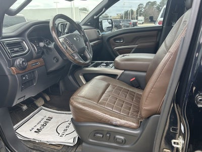 2021 Nissan TITAN Crew Cab Platinum Reserve 4x4