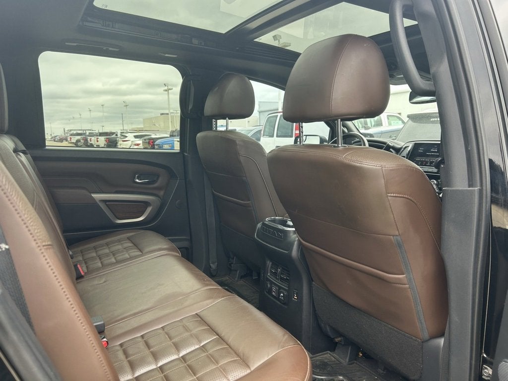 2021 Nissan TITAN Crew Cab Platinum Reserve 4x4