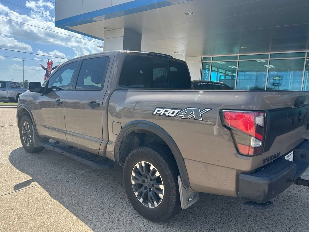 2021 Nissan TITAN Crew Cab PRO-4X 4x4