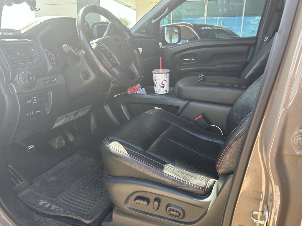 2021 Nissan TITAN Crew Cab PRO-4X 4x4