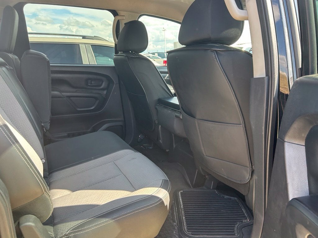 2020 Nissan TITAN Crew Cab S 4x2