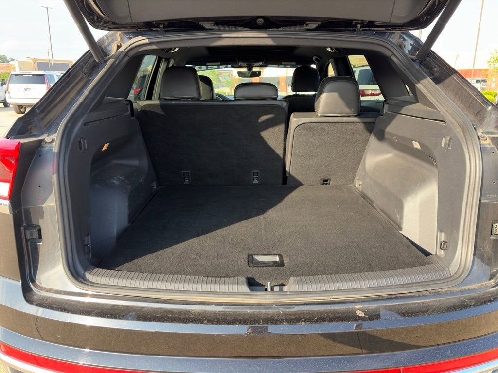 2021 Volkswagen Atlas Cross Sport 3.6L V6 SE w/Technology R-Line