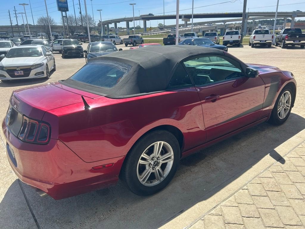 2014 Ford Mustang V6