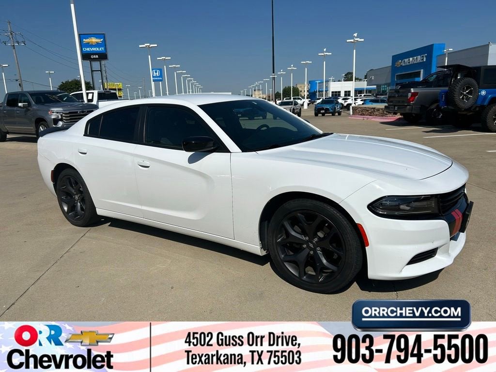 2020 Dodge Charger SXT's photo