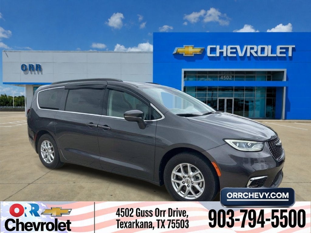 2022 Chrysler Pacifica Touring L