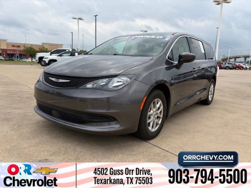 2023 Chrysler Voyager LX
