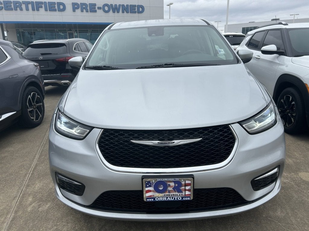 2023 Chrysler Pacifica Hybrid Touring L