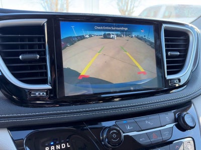 2023 Chrysler Pacifica Hybrid Touring L