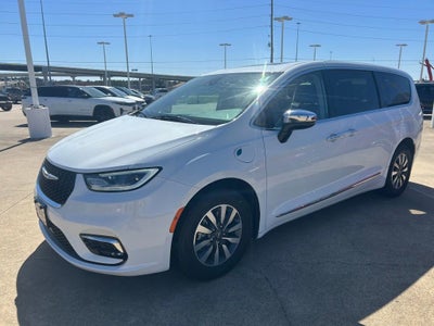 2023 Chrysler Pacifica Hybrid Limited