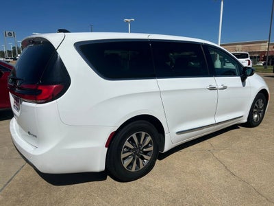 2023 Chrysler Pacifica Hybrid Limited