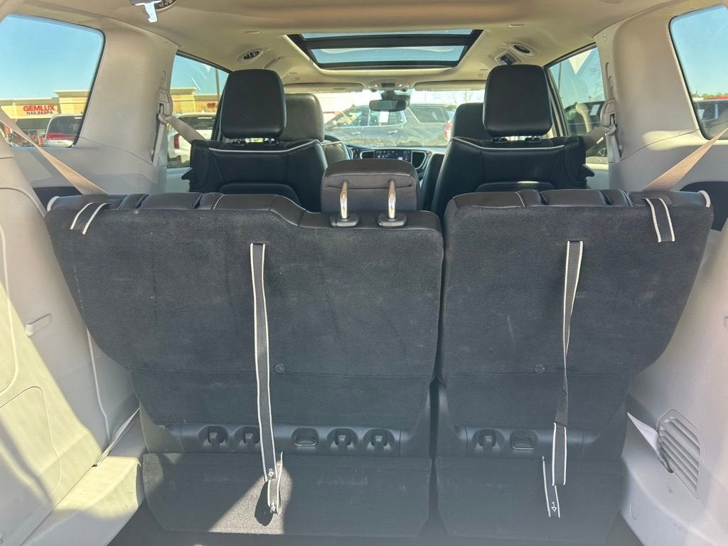 2023 Chrysler Pacifica Hybrid Limited