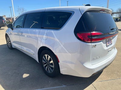 2023 Chrysler Pacifica Hybrid Limited
